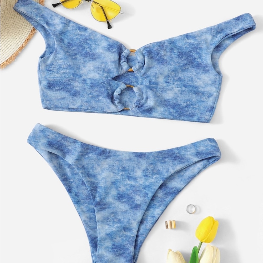 Women’s Tie Dye Ring Linked Off Shoulder Bikini